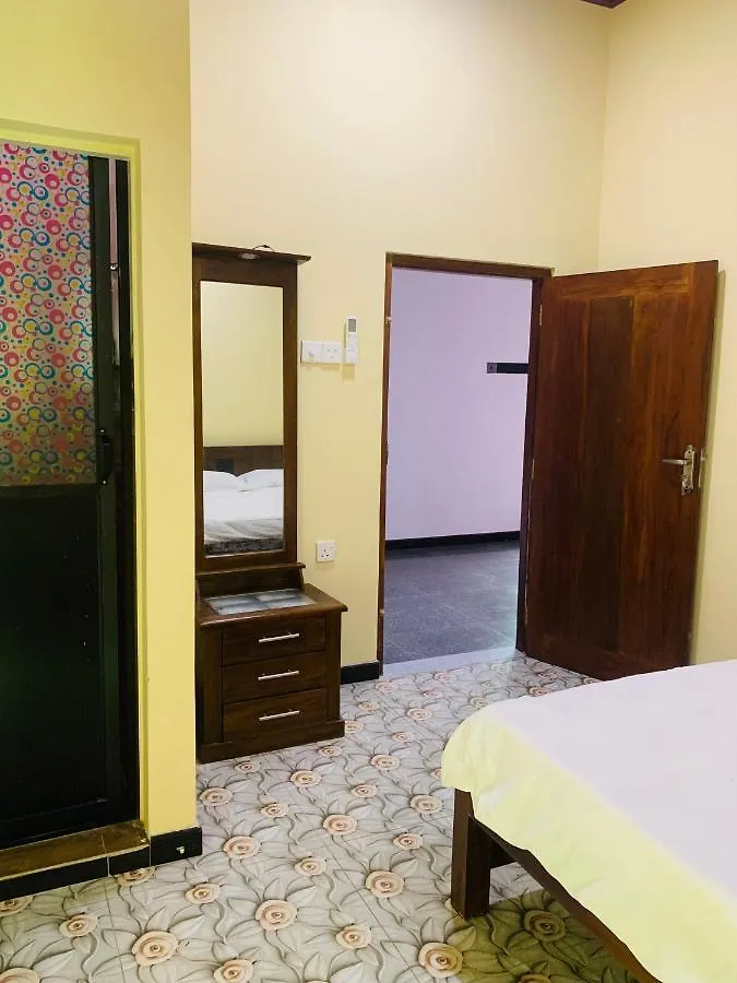 Nadee Villa Νεγκόμπο